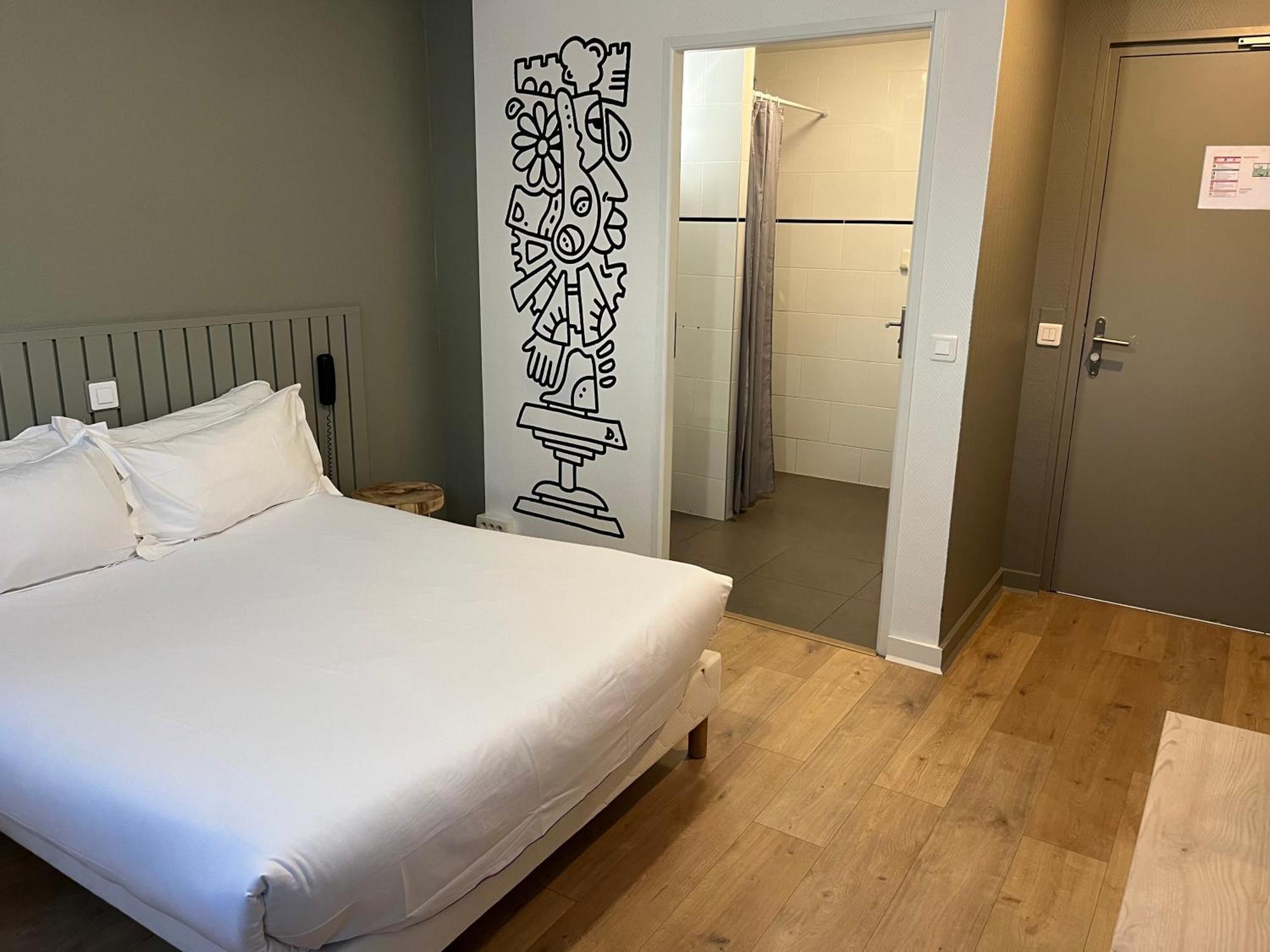 Hotel Beauquartier Montmartre Parigi Esterno foto