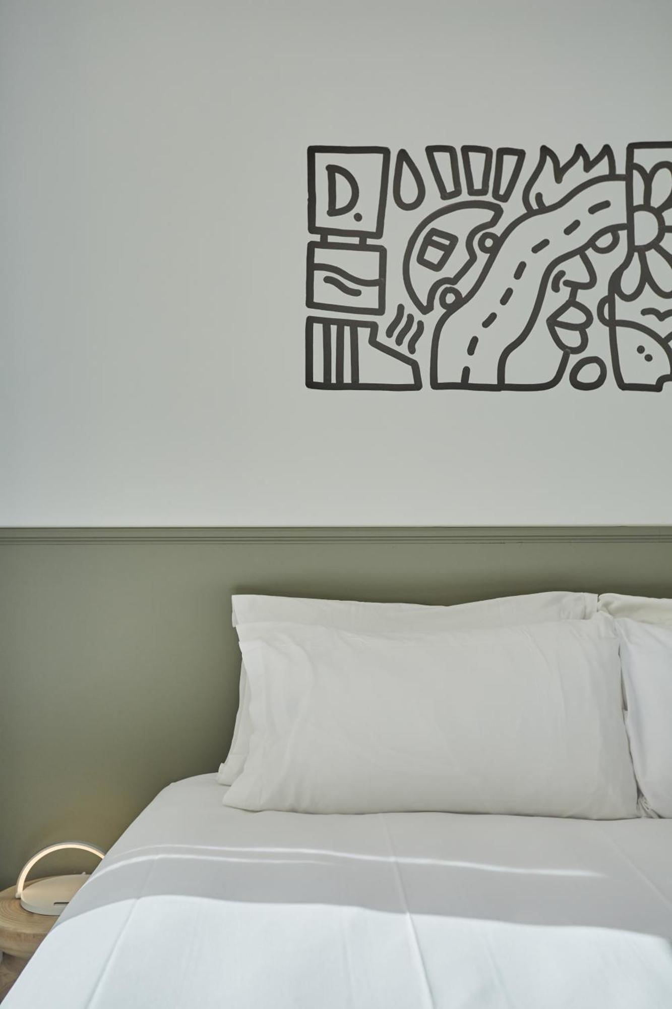 Hotel Beauquartier Montmartre Parigi Esterno foto